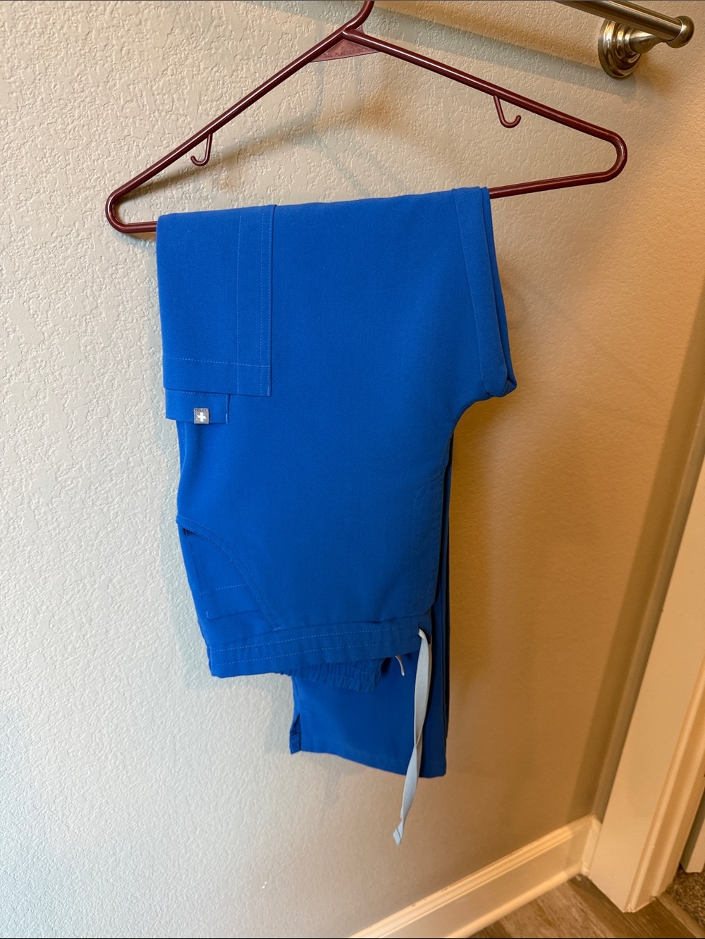 Figs YOLA royal blue medium!! Hard to find!